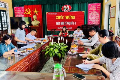 TRƯỜNG TIỂU HỌC MINH THUẬN ĐÓN VÀ LÀM VIỆC VỚI ĐOÀN KIỂM TRA UBND XÃ MINH TÂN: NÂNG CAO CHẤT LƯỢNG VÀ HIỆU QUẢ GIÁO DỤC